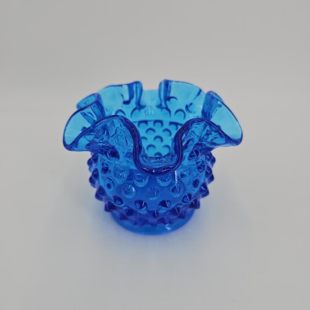 Vintage Fenton Colonial Blue Hobnail 3" Double Crimped Rim Glass Flower Vase - Picture 5 of 8